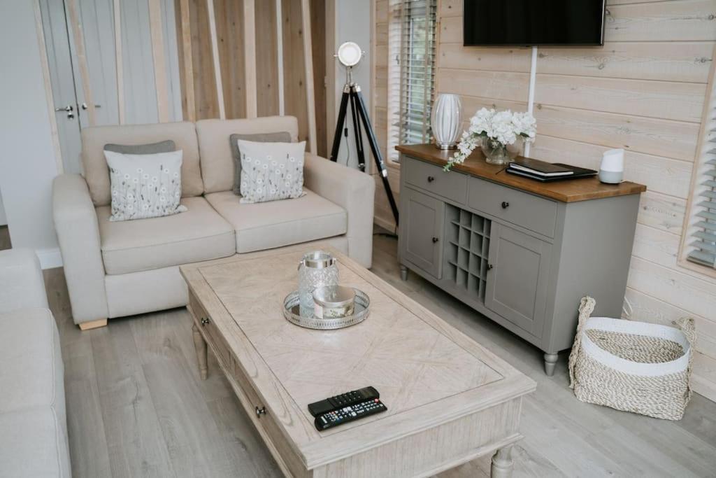 Casa Di Lusso Luxury Lodge ウッドホール・スパ エクステリア 写真